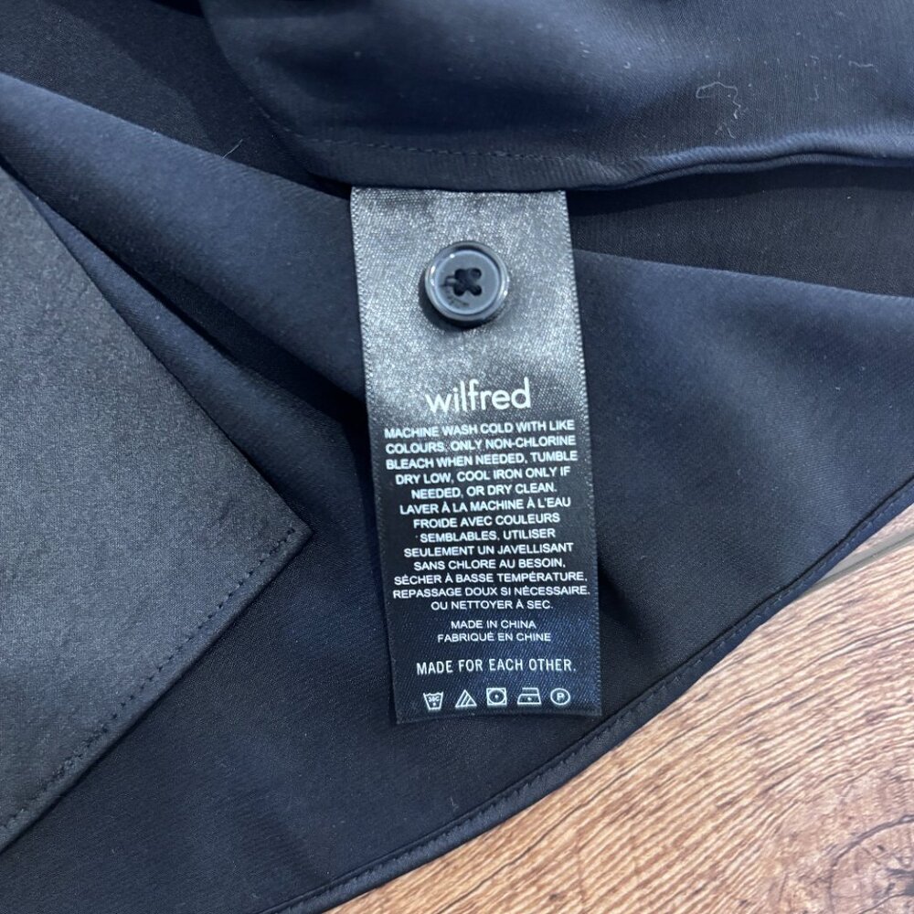 Aritzia Wilfred Beso Satin Button Up Top Short Sleeve Black Size 2X NWT $98 - Picture 11 of 14